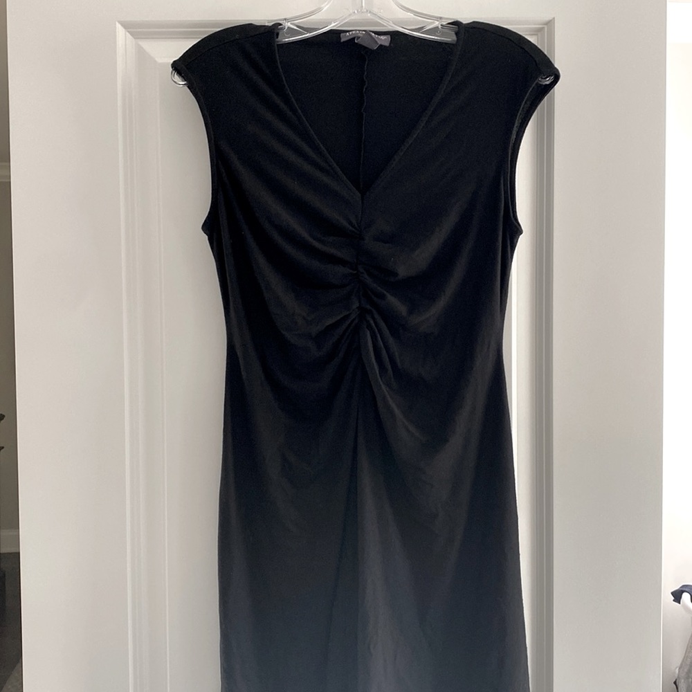 Pea in pod maternity sleeveless black dress